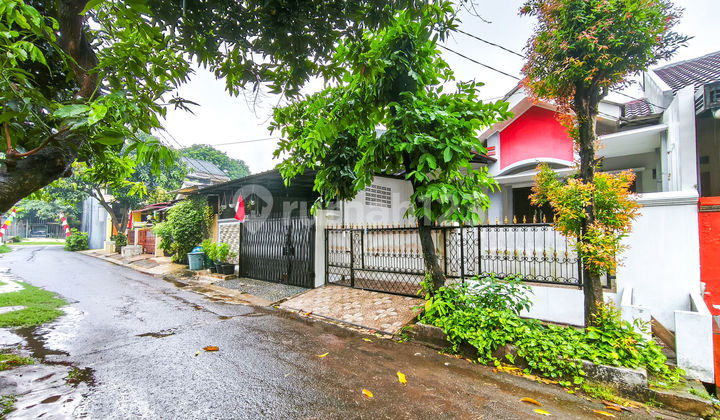 Rumah 15 Menit ke Living World Kota Wisata Hadap Utara J-36644 2