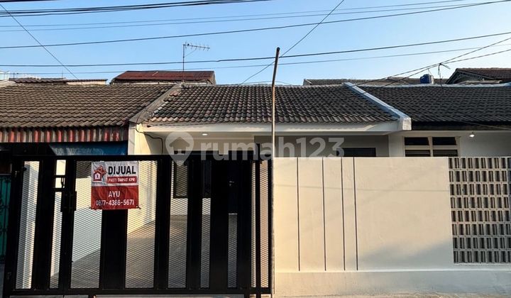 Rumah Strategis 15 Menit ke Grand Mall Bekasi LT 108 Hadap Utara J-31026 1