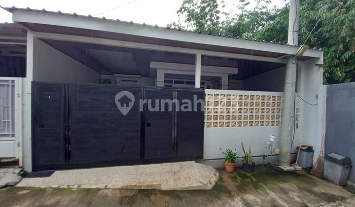 Rumah 3 KT Strategis 11 Menit ke Stasiun Depok Baru Hadap Timur J34418 Rumah 3 KT Strategis 11 Menit ke Stasiun Depok Baru Hadap Timur J34418