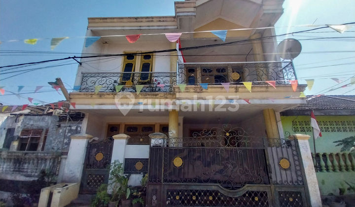 Rumah 3 Lt Strategis 15 Menit ke RS Sentra Medika Cisalak J-12636