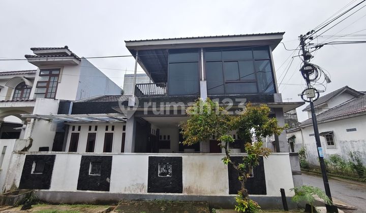 Rumah Luas Hook Akses Dekat Mall Ciputra Cibubur Hadap Timur J41519