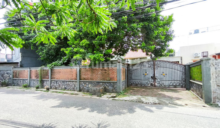 Rumah 5 Kamar Tidur SHM 10 Menit ke Gerbang Tol Kukusan 3 J-36272