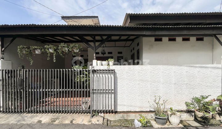 Rumah LT 100 Siap Huni 11 Menit ke Grand Galaxy Park Dibantu KPR J31694 Rumah LT 100 Siap Huni 11 Menit ke Grand Galaxy Park Dibantu KPR J31694