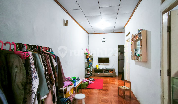 Well-Maintained House in Bogor 10 Minutes to Laladon Terminal Light Down Payment J26580 2