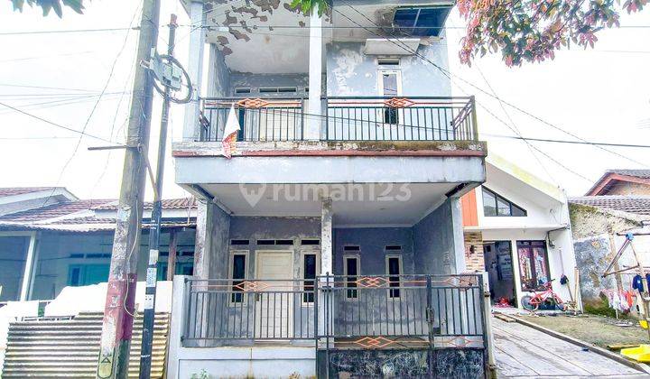 Rumah 2 Lt di Tangerang 4 Menit ke Stasiun Tigaraksa Siap Huni J31123 Rumah 2 Lt di Tangerang 4 Menit ke Stasiun Tigaraksa Siap Huni J31123