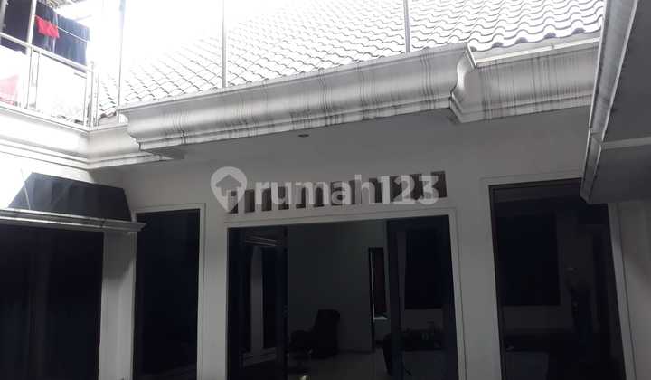 Disewakan Rumah Mewah Modern di Komplek Haur Jaya Kota Bogor 12