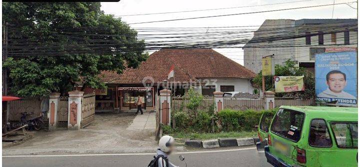 Dijual Rumah Satu Lantai Enam Kamar Tidur + Empat Kamar Mandi Dengan Paviliun Di Belakang Jl. Raya Tajur Bogor Selatan 1