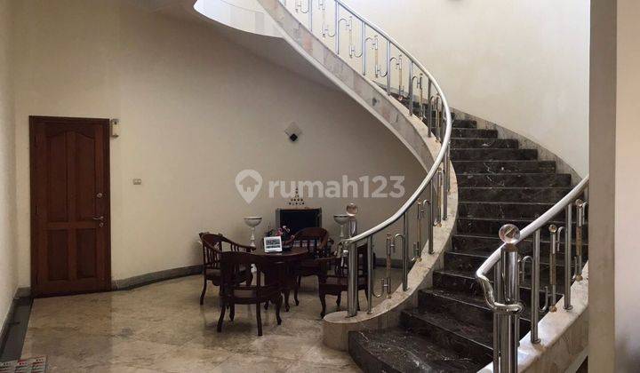 Rumah Mewah di Teras Ayung Denpasar Bali 2