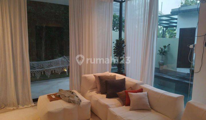 2 Floor Villa in the Umalas Area of Kerobokan Badung Bali 1