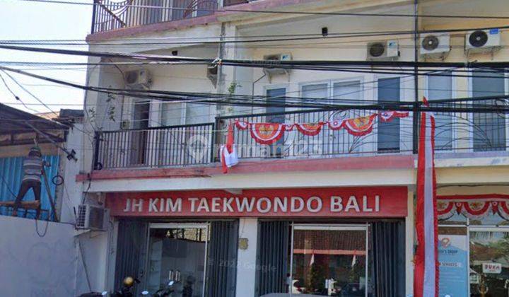 3 Floor Shophouse on Jalan Raya Semer, Kerobokan Badung SHM 1