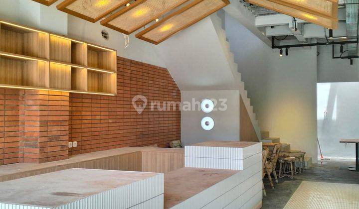 New 2 Floor Shophouse in the Canggu Badung Area, Bali  1