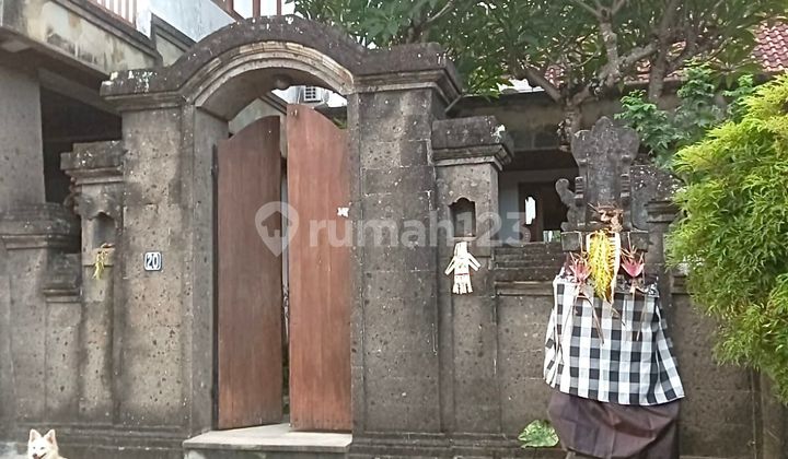 Rumah Style Classic di Denpasar Timur Dekat Caffe & Sekolah Rumah Style Classic di Denpasar Timur Dekat Caffe & Sekolah