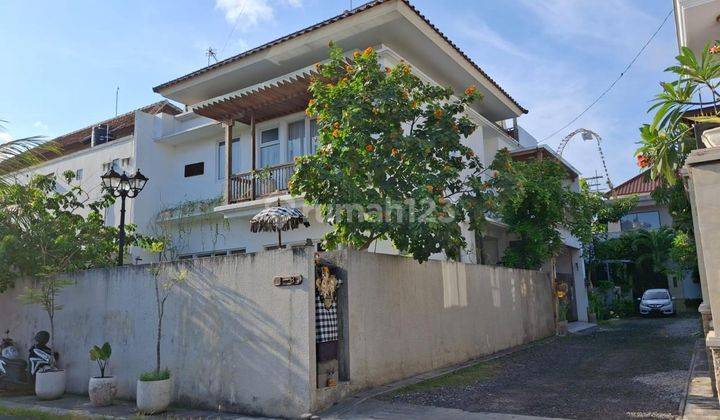 Renon Bagus 2-Storey House Semi Furnished SHM on Jalan Tukad Badung, Denpasar 2