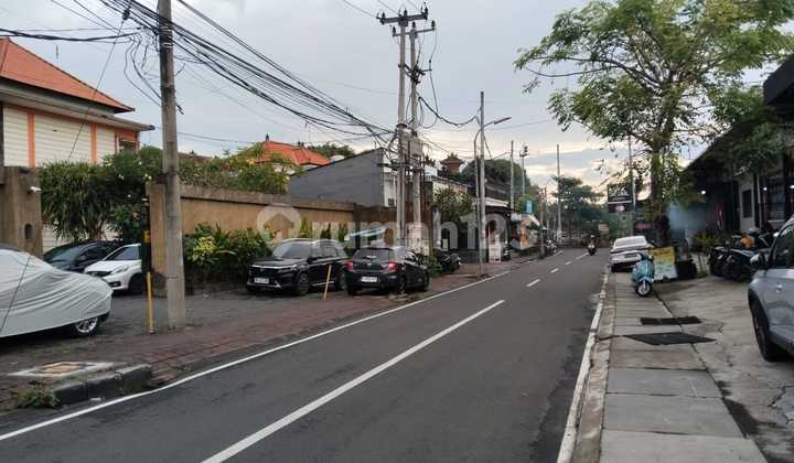 Tanah Berisi Bangunan Ruko Area Badung