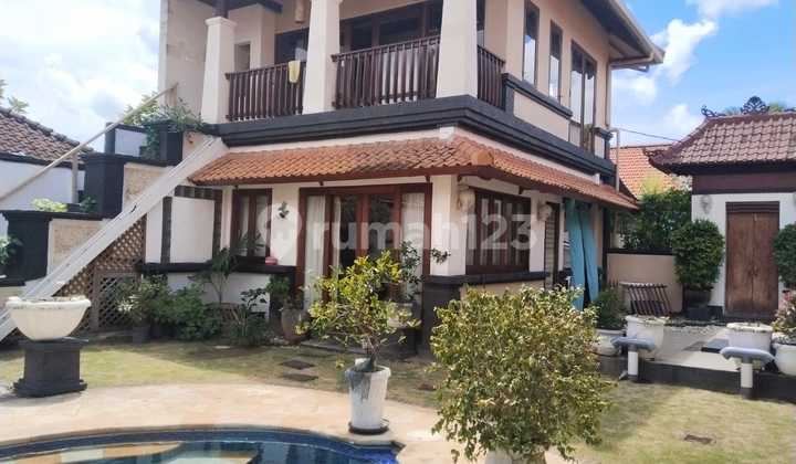 Villa 1 ½ Lantai Berlokasi di Jl. Kesari Sanur, Denpasar Villa 1 ½ Lantai Berlokasi di Jl. Kesari Sanur, Denpasar