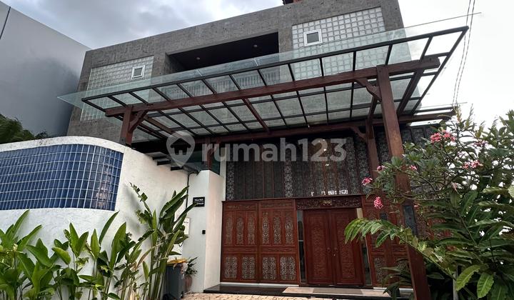 2-Story Villa with Mountain View in Beraban, Tabanan