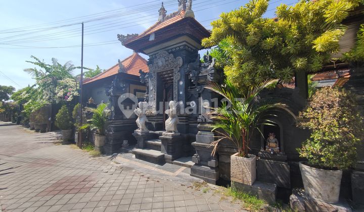 Rumah Style Bali di Batuyang Batubulan Dekat Mall & Rs Rumah Style Bali di Batuyang Batubulan Dekat Mall & Rs