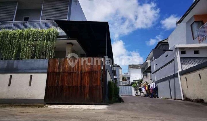 RUMAH MURAH SIAP HUNI DI AREA PENAMPARAN DENPASAR BARAT 2
