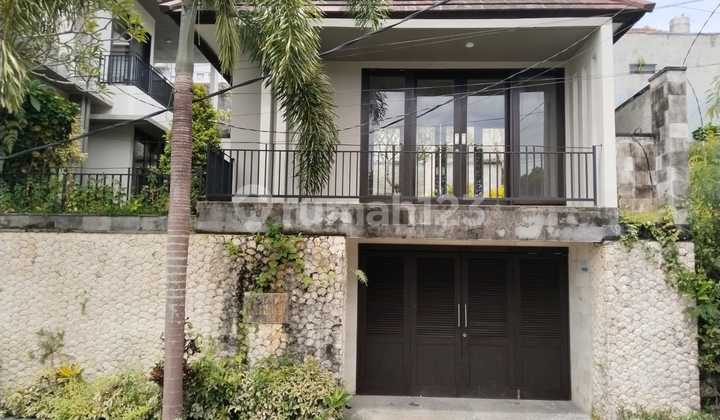 Villa 2 Lantai Area Jimbaran Villa 2 Lantai Area Jimbaran