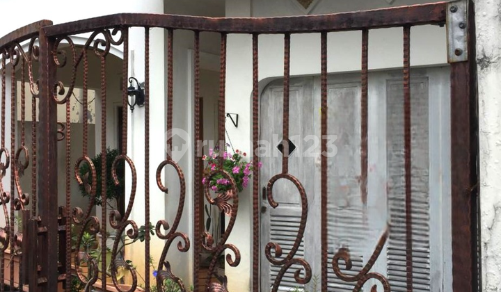 Rumah 2Lt Siap Huni Luas 235M Pulogadung Jakarta Timur