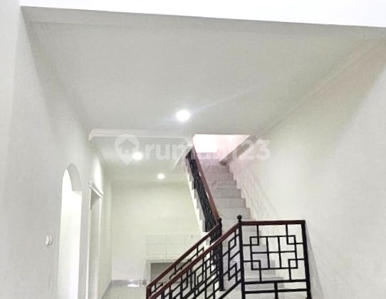 Kertanegara Cluster House 2-story 96m type 3BR Cipondoh Tangerang 2