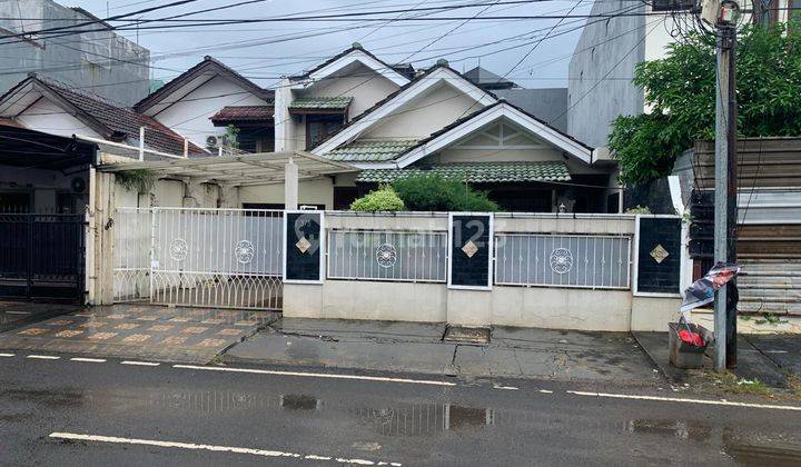 Rumah siap huni luas 180m type 3KT Komplek Taman Duren Sawit  1