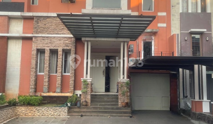 Ivory Park View House 2F 9X20 180M Type 4BR Kelapa Gading