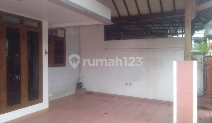 Rumah siap huni 8x15 120m type 2KT Metland Menteng Cakung 2