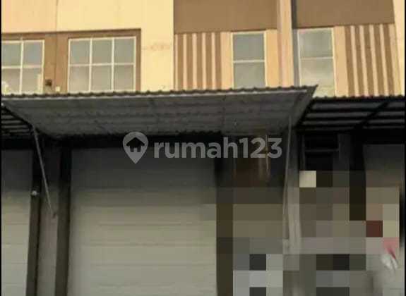 Warehouse in Green Lake City, Size 6 x 14, Good