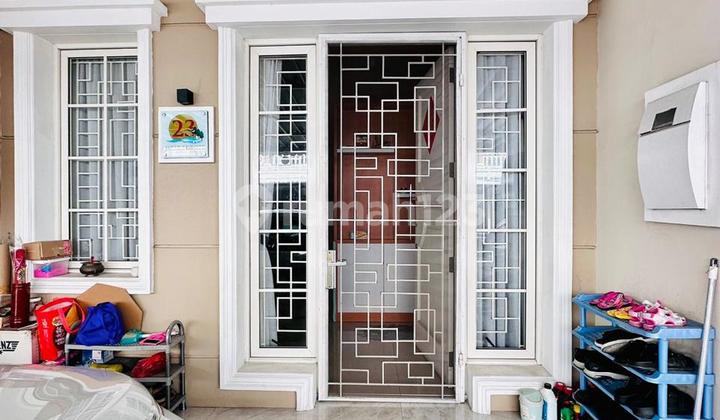 Rumah Di Green Lake City Ukuran 4 X 15, Semi Furnish, Bagus