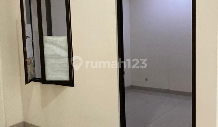 House in Duri Kosambi, Size 6 X 15, Nice and Tidy 2