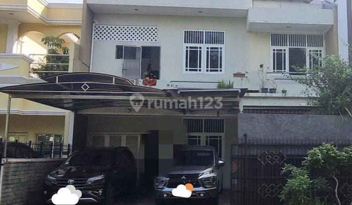 Rumah Di Intercorn Kebun Jeruk Ukuran 10 X 20, Semifurnish, Bagus 1