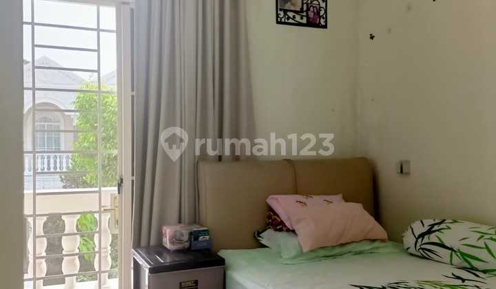 House in Green Lake City, European Cluster, Size 8 X 15, Nice and Tidy 2