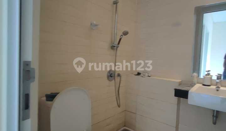 House in Green Lake City, Latin American Cluster, Size 10x25, Good 2