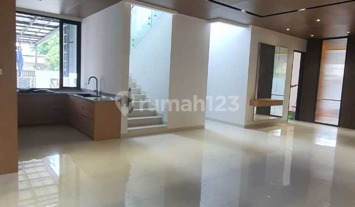 Rumah Baru Di Taman Villa Meruya, Lt 390 Lb 328, Fullfurnish, Bagus Dan Rapi