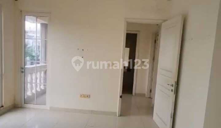 Rumah di Green Lake City, Ukuran 6 X 15, 2 Lantai Kosongan Rumah di Green Lake City, Ukuran 6 X 15, 2 Lantai Kosongan