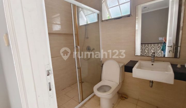 Rumah Di Green Lake City, Ukuran 8 X 15, Semifurnish , Bagus Dan Rapi 2