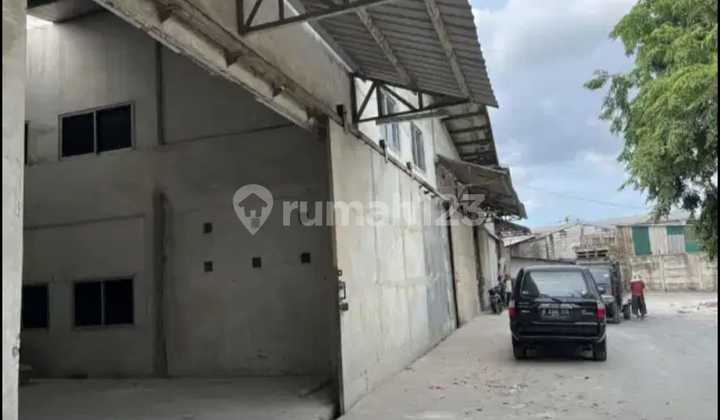 Warehouse in Neglasari Tangerang Size 40 X 25, Building Area 1000m2, Office 2 Floors, Fits 40 Ft Container, Good