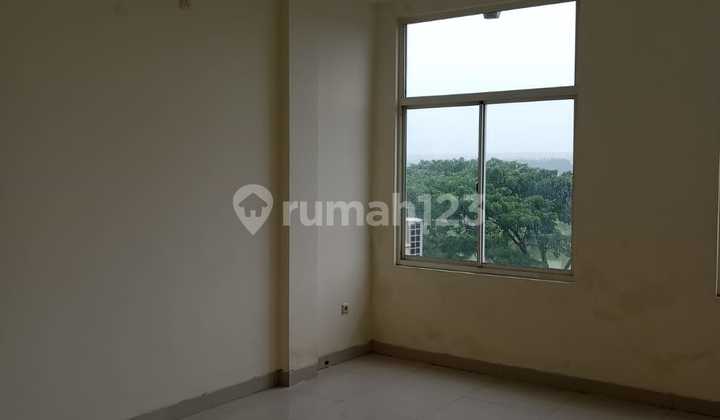 Cordoba Shophouse in Green Lake City, 4 Floors Size 4.5 X 15, Good Condition 2