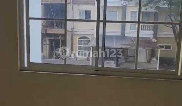 Rumah di Green Lake City, Ukuran 6 X 15, 2 Lantai Kosongan 2