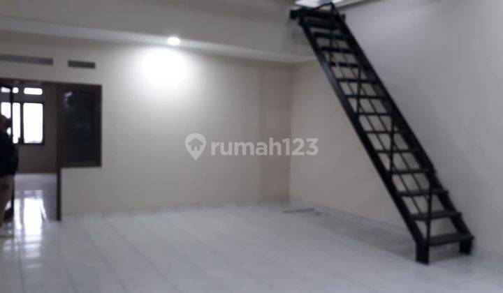 Disewakan ruko bagus siap huni kawasan Holis 5