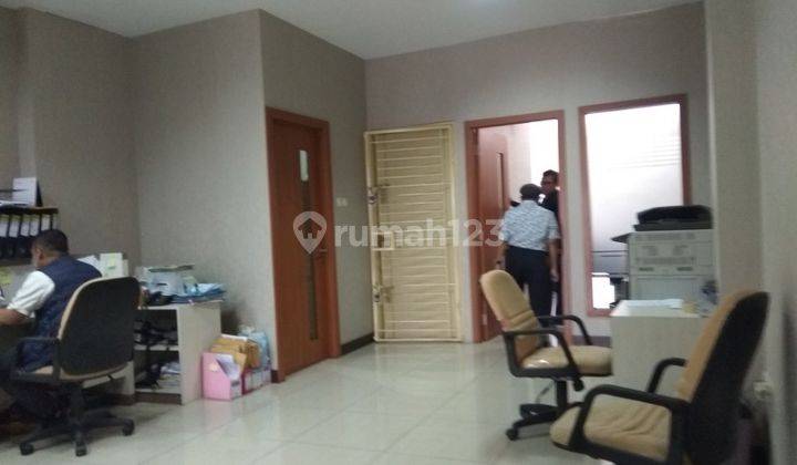 Ruko 3 Lantai Bagus Di Mainroad Bkr BandunG 5