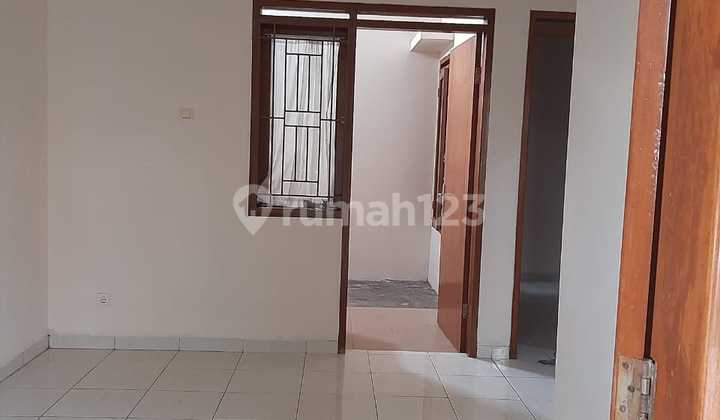 Rumah Bagus di Komplek Puri Mega Citra, Ciparay, Bandung 1