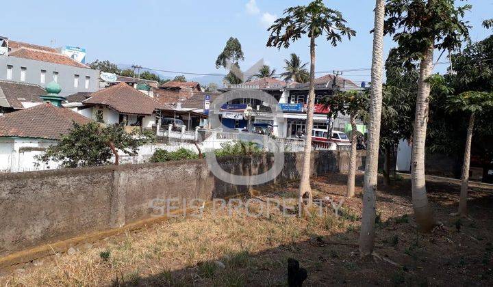 Rumah Bagus di Jl. Ahmad Yani, Garut Dekat Pusat Kota 4