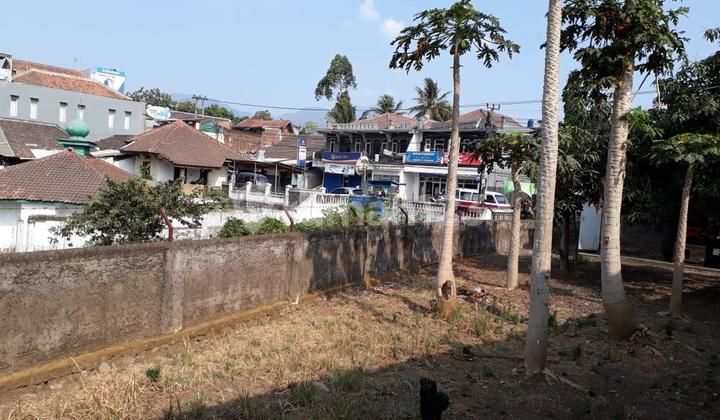 Rumah Bagus di Jl. Ahmad Yani, Garut Dekat Pusat Kota 6
