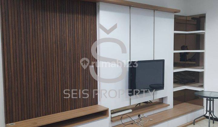 Rumah 2 Lantai Bagus Furnished SHM di Taman Sakura, Bandung 1