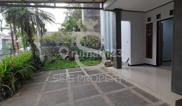 Rumah 2 Lantai Bagus Furnished SHM di Taman Sakura, Bandung 8