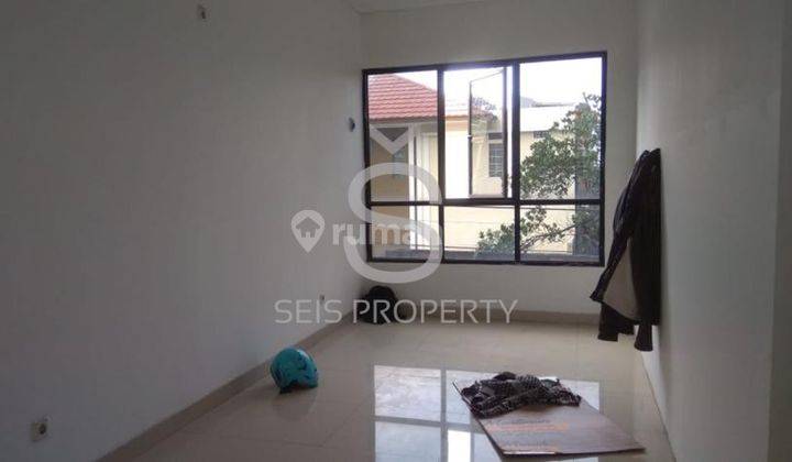 Ruko di Sarijadi, Bandung 48 m Bagus SHM 7