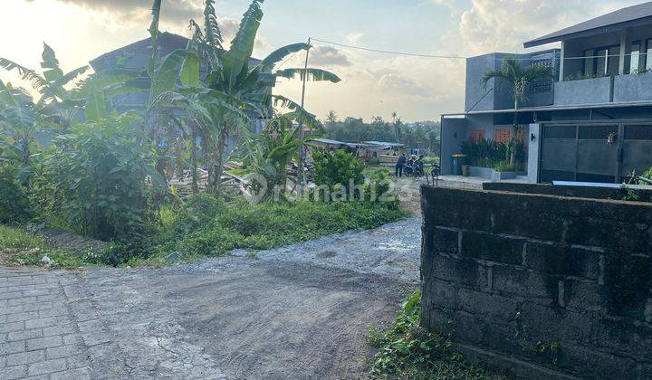 DiJual Tanah 3 are di Jl Griya Mas Tumbak Bayuh 2