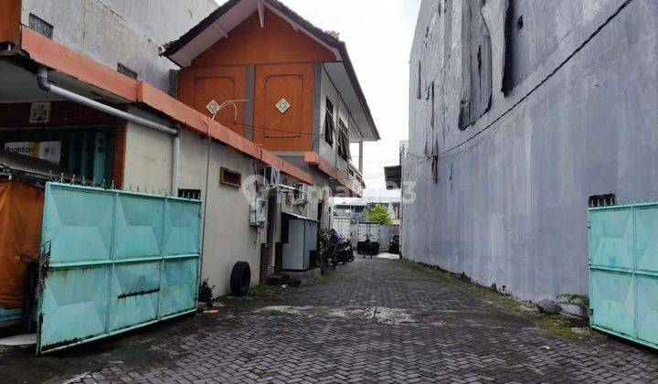 Shophouse and warehouse for sale on Jl Gunung Agung 1